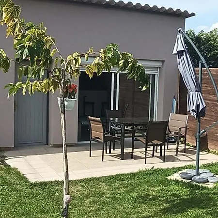 Charmante Maison Avec Piscine *